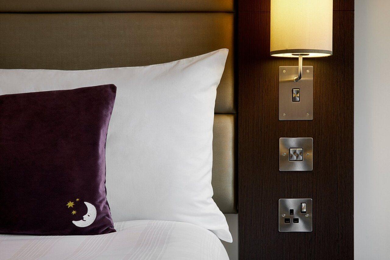 Premier Inn Chelmsford City Centre Ngoại thất bức ảnh