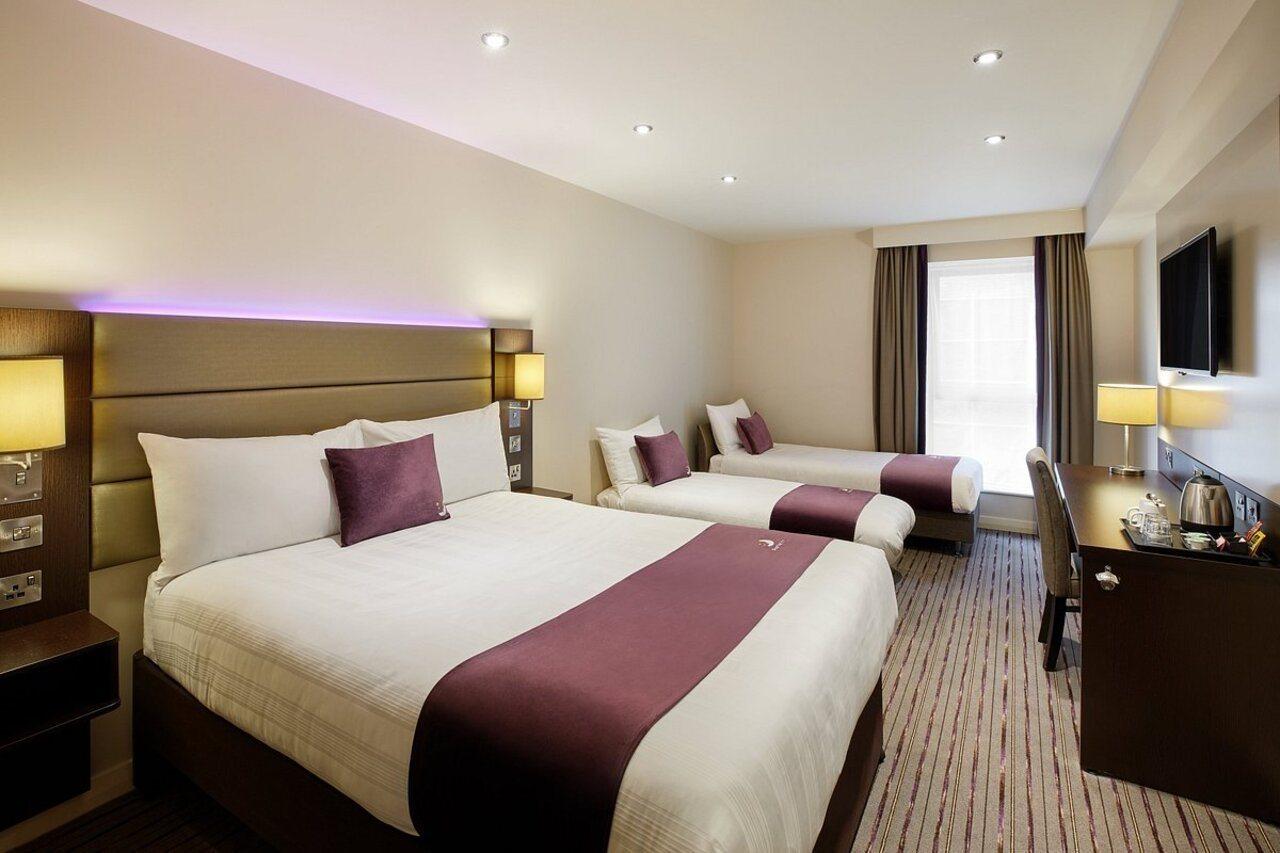 Premier Inn Chelmsford City Centre Ngoại thất bức ảnh